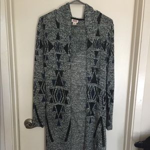 Mossimo Supply long sweater. Size small